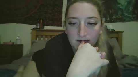 Snapshot of cassybby1 chatting on October 2025 01:50:02 AM Cassy newbiee online show from October 2025 01:50:02 AM