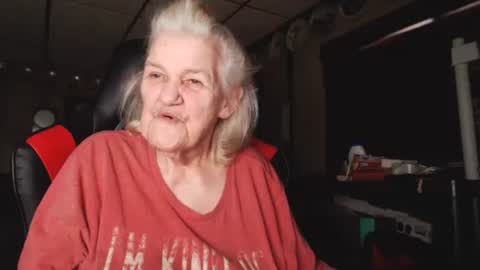 Snapshot of cat9paw chatting on January 2025 09:40:01 PM cat online show from January 2025 09:40:01 PM