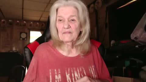 cat online show from September 2025 04:12:01 PM