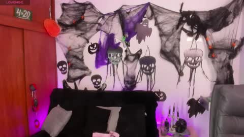 Cata green model independient online show from October 2025 08:09:02 PM