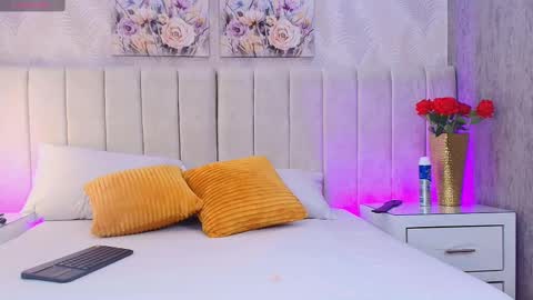Dani   online show from September 2025 05:45:01 PM