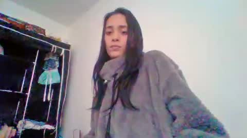 Snapshot of cata_sexy2410 chatting on December 2024 05:57:01 PM cata_sexy2410 online show from December 2024 05:57:01 PM