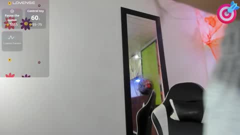 Snapshot of catalehia_milk chatting on October 2025 11:44:01 AM C A T A L E H I A online show from October 2025 11:44:01 AM