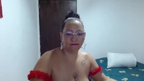 isabel online show from December 2024 12:06:01 PM