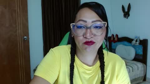 isabel online show from March 2025 09:29:02 AM
