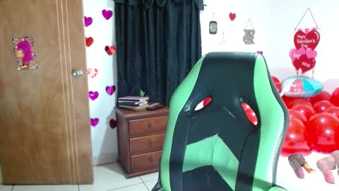 isabel online show from September 2025 09:21:02 AM