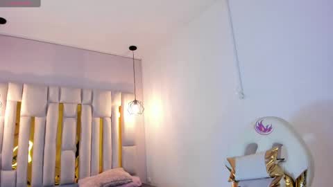 Snapshot of cataleya_sambrano chatting on October 2025 11:07:02 AM Cataleya online show from October 2025 11:07:02 AM