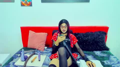 catalina online show from October 2025 11:17:01 PM