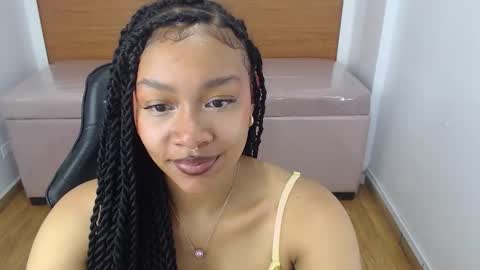 catalina25_t online show from October 2025 08:11:02 PM