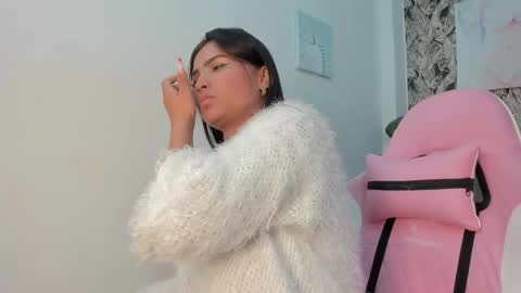 Cata y Roger online show from December 2024 06:33:01 PM