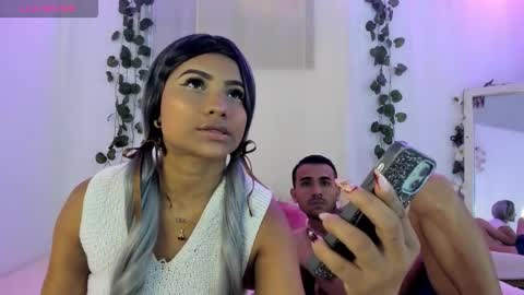 Cata y Roger online show from October 2025 04:50:01 PM