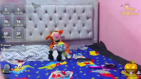 CATLINA HERRERA online show from October 2025 12:18:02 PM