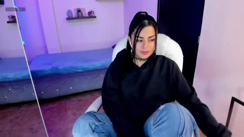 Catalina online show from December 2024 11:57:01 PM