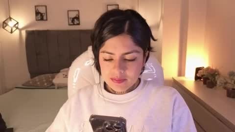 Catalina online show from October 2025 03:17:02 AM