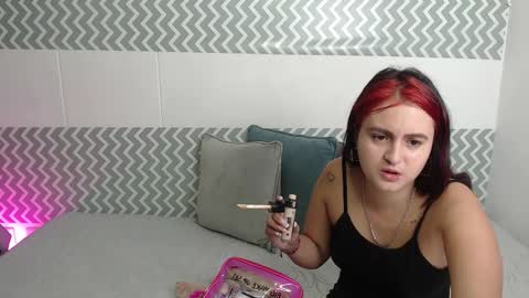 Snapshot of catalinahenao chatting on November 2025 03:07:01 AM cata online show from November 2025 03:07:01 AM