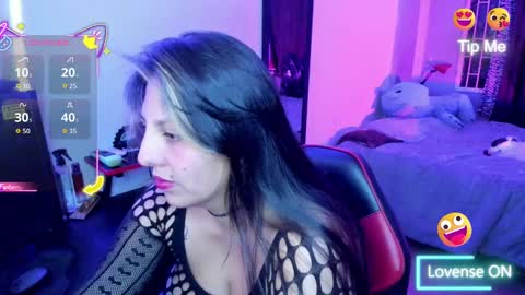 Snapshot of catboobs_ chatting on October 2025 04:55:01 AM Mia online show from October 2025 04:55:01 AM