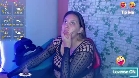 Snapshot of catboobs_ chatting on November 2025 03:06:01 AM Mia online show from November 2025 03:06:01 AM