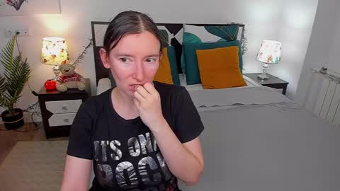 Catrin online show from December 2024 02:24:01 AM