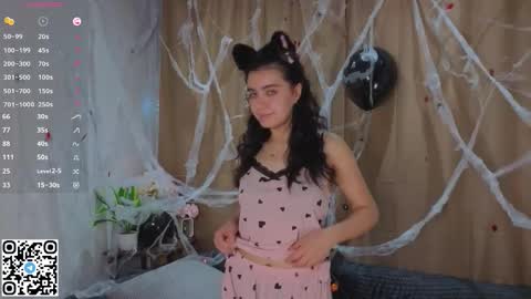 Snapshot of cathleenchockley chatting on November 2025 06:27:01 AM Monica online show from November 2025 06:27:01 AM