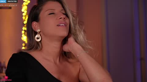 Cathleen online show from November 2025 03:22:01 PM