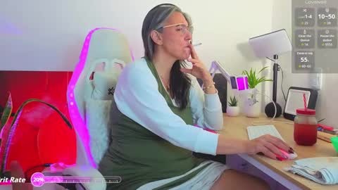 Snapshot of catrina_rich chatting on October 2025 11:15:01 PM catrina online show from October 2025 11:15:01 PM