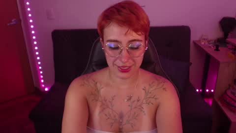 Snapshot of catsito chatting on October 2025 10:21:02 PM im MIA -Independent Model MY OF is catsito3 online show from October 2025 10:21:02 PM