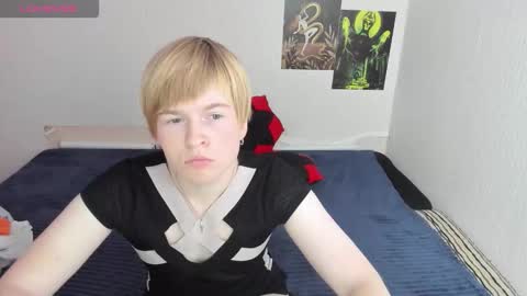 Snapshot of cattie_w_ chatting on November 2025 01:49:02 AM cattie_w_ online show from November 2025 01:49:02 AM