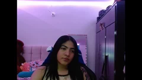 Caylinn online show from September 2025 02:48:01 AM