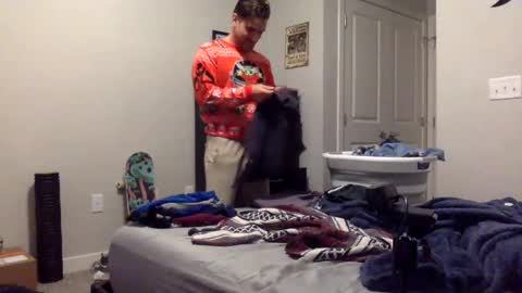 Snapshot of ccmanrivs120 chatting on December 2024 02:21:02 AM Rivs online show from December 2024 02:21:02 AM