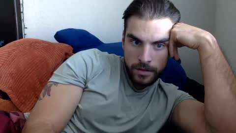 Snapshot of ccmanrivs120 chatting on January 2025 08:11:02 PM Rivs online show from January 2025 08:11:02 PM