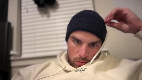 Snapshot of ccmanrivs120 chatting on September 2025 02:26:01 AM Rivs online show from September 2025 02:26:01 AM