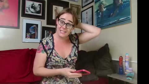 Cecily Saint Claire online show from October 2025 12:17:02 PM