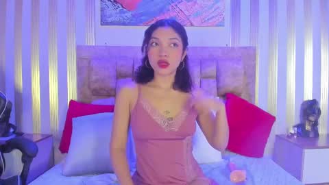 Snapshot of celeste_collinss_ chatting on October 2025 12:17:02 PM celeste online show from October 2025 12:17:02 PM