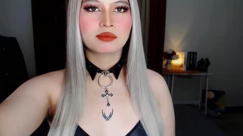 Snapshot of celestehollywood chatting on January 2025 09:04:01 AM CELESTE IGYoshi Tian online show from January 2025 09:04:01 AM