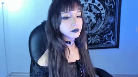   online show from February 2025 05:09:02 AM