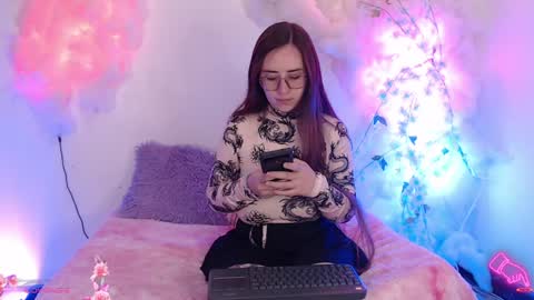 Hello guys my name is Sofi and Lizzie and  Vanessa online show from January 2025 03:20:01 AM