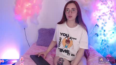 Hello guys my name is Sofi and Lizzie and  Vanessa online show from January 2025 04:27:01 AM