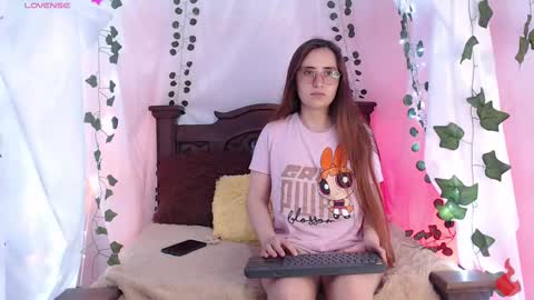 Hello guys my name is Sofi and Lizzie and  Vanessa online show from February 2025 04:27:02 AM