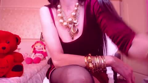 Cerise online show from February 2025 07:06:02 AM