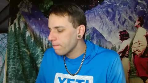 Snapshot of cguffey2284 chatting on January 2025 08:09:01 PM cguffey2284 online show from January 2025 08:09:01 PM