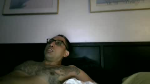 Snapshot of ch383331986 chatting on October 2025 09:09:01 AM HAHA online show from October 2025 09:09:01 AM