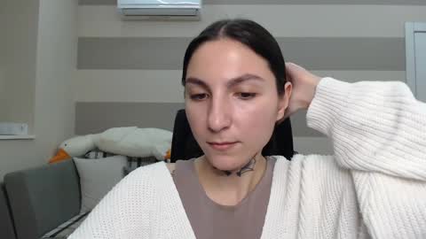 Snapshot of chabibiann chatting on January 2025 01:00:02 PM Kate online show from January 2025 01:00:02 PM