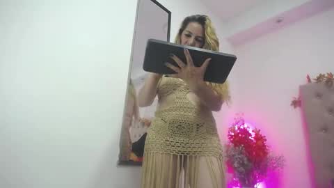Charlotte Grey online show from January 2025 05:34:02 AM