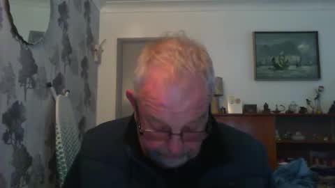 Snapshot of champers37 chatting on December 2024 10:02:02 AM Champers online show from December 2024 10:02:02 AM