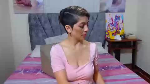 Snapshot of chanel_joliee chatting on November 2025 11:16:01 PM chanel online show from November 2025 11:16:01 PM