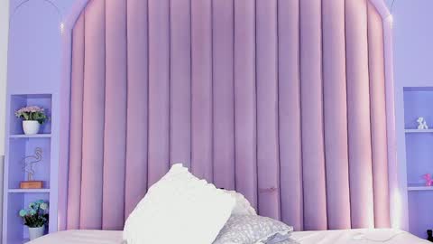 Snapshot of chaneladamss_ chatting on February 2025 02:00:01 AM C H A N E L online show from February 2025 02:00:01 AM