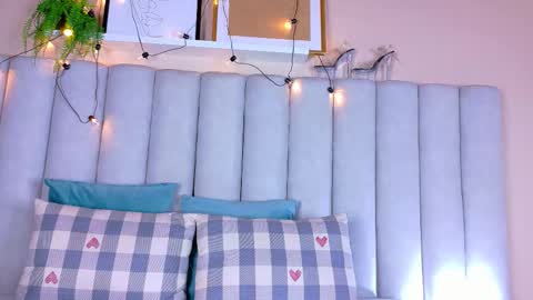 Snapshot of chaneladamss_ chatting on October 2025 02:53:01 AM C H A N E L online show from October 2025 02:53:01 AM