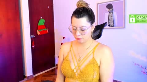 chanell online show from December 2024 12:24:01 PM