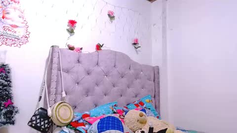 Chanelle 07 online show from December 2024 08:47:02 PM