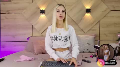 ChannelCrawford online show from October 2025 04:01:02 AM